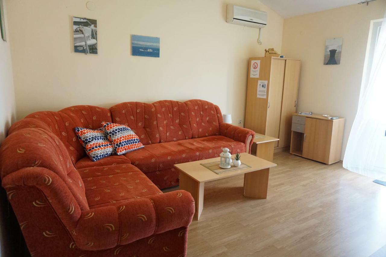 Apartment Ij 3Stars 4-6 Persons Вир Екстериор снимка