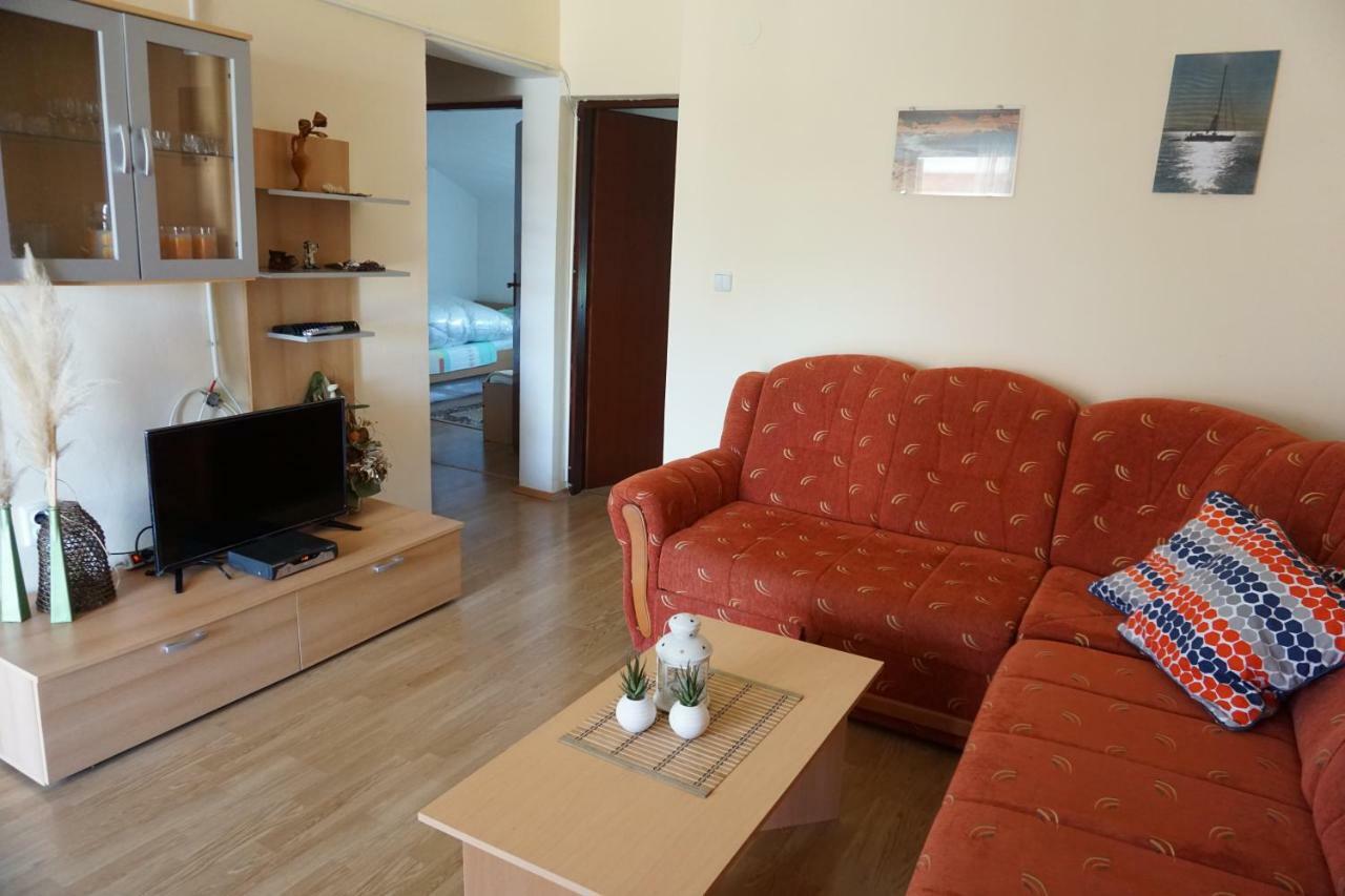 Apartment Ij 3Stars 4-6 Persons Вир Екстериор снимка